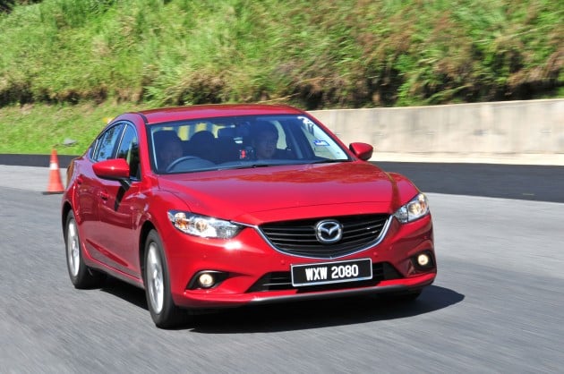 Mazda6_frontmoving_2