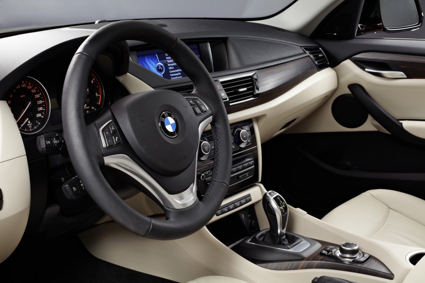 BMW X1 facelifted – xLine and Sport Line introduced 104128