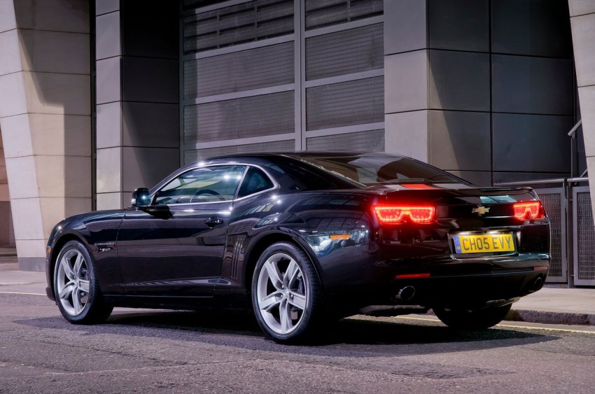 Chevrolet Camaro gains sharper handling for Europe 112822
