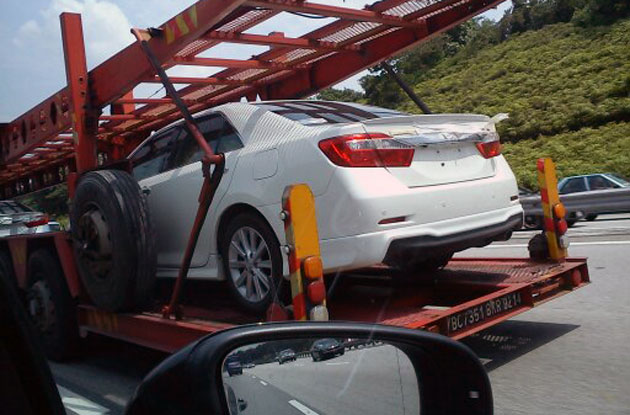 camry-02 New Camry spotted again – 2.0 and 2.5 with bodykit