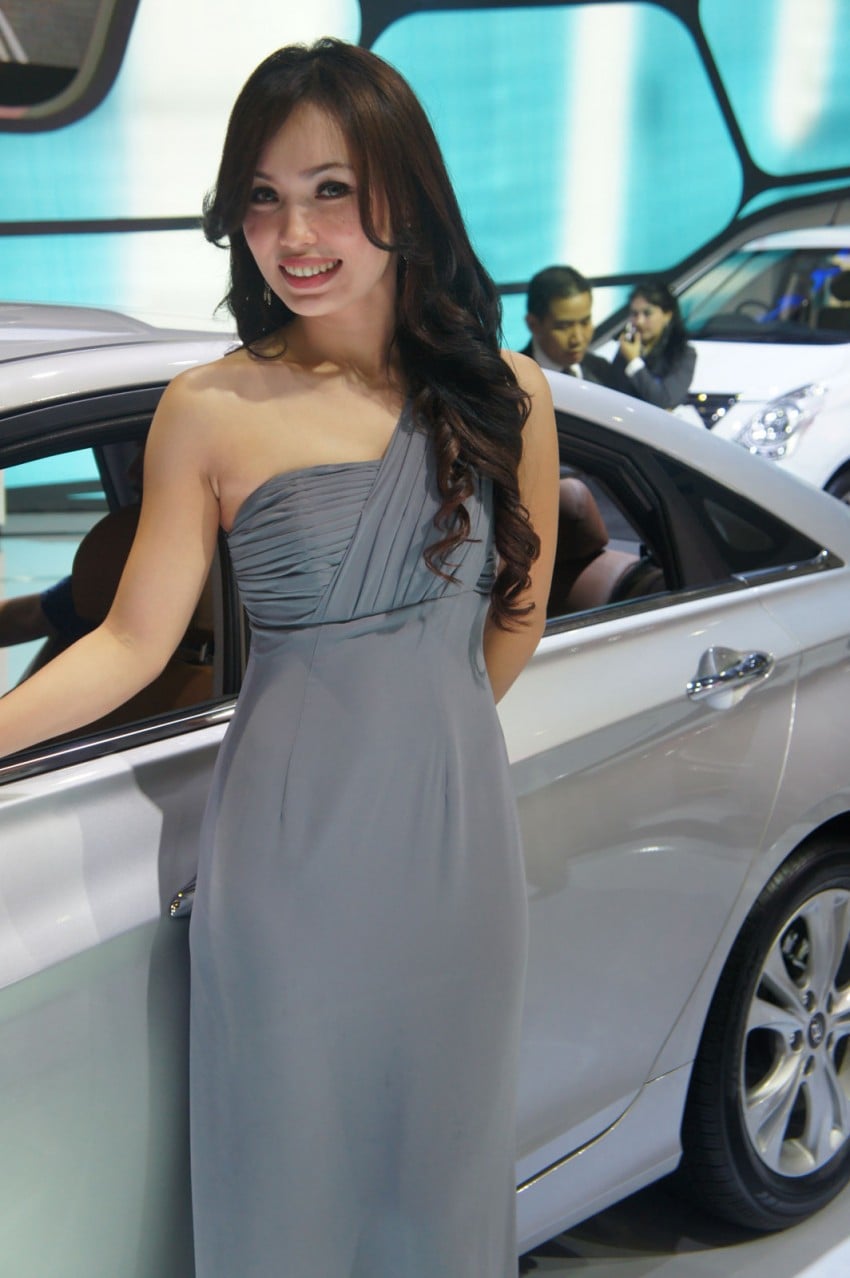 The ladies of IIMS – 100 pics for you to feast your eyes on! 65864