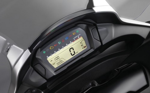 2012 Honda Integra to come with 700cc engine and twin clutch gearbox – yes, it’s a bike not a car!
