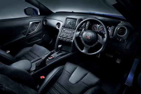 nissan gt-r 3