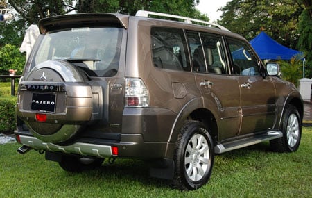 Fourth-gen Mitsubishi Pajero launched – 3.8 V6, RM290K